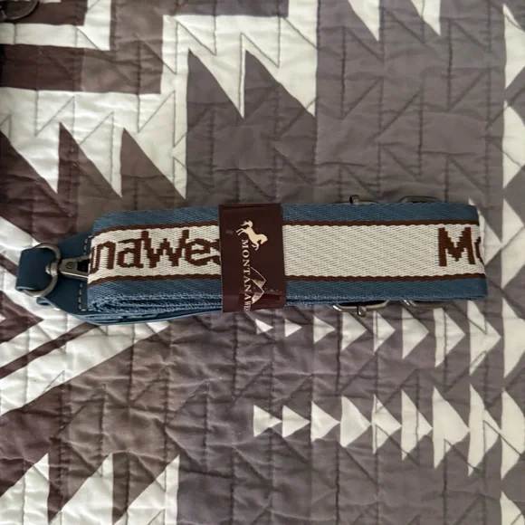 NWT Montana West Sling Bag - Picture 4 of 5